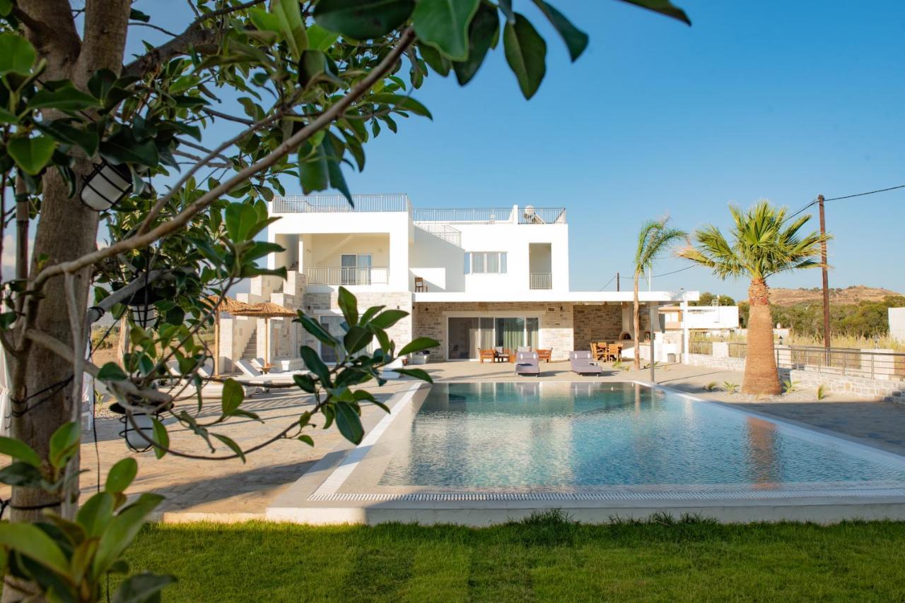 Villa Pnoe Seaside Kalamaki  Dış mekan fotoğraf