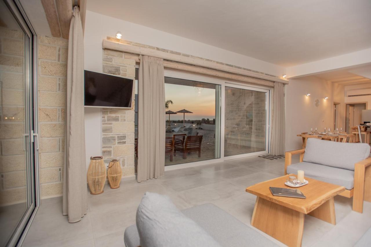 Villa Pnoe Seaside Kalamaki  Dış mekan fotoğraf