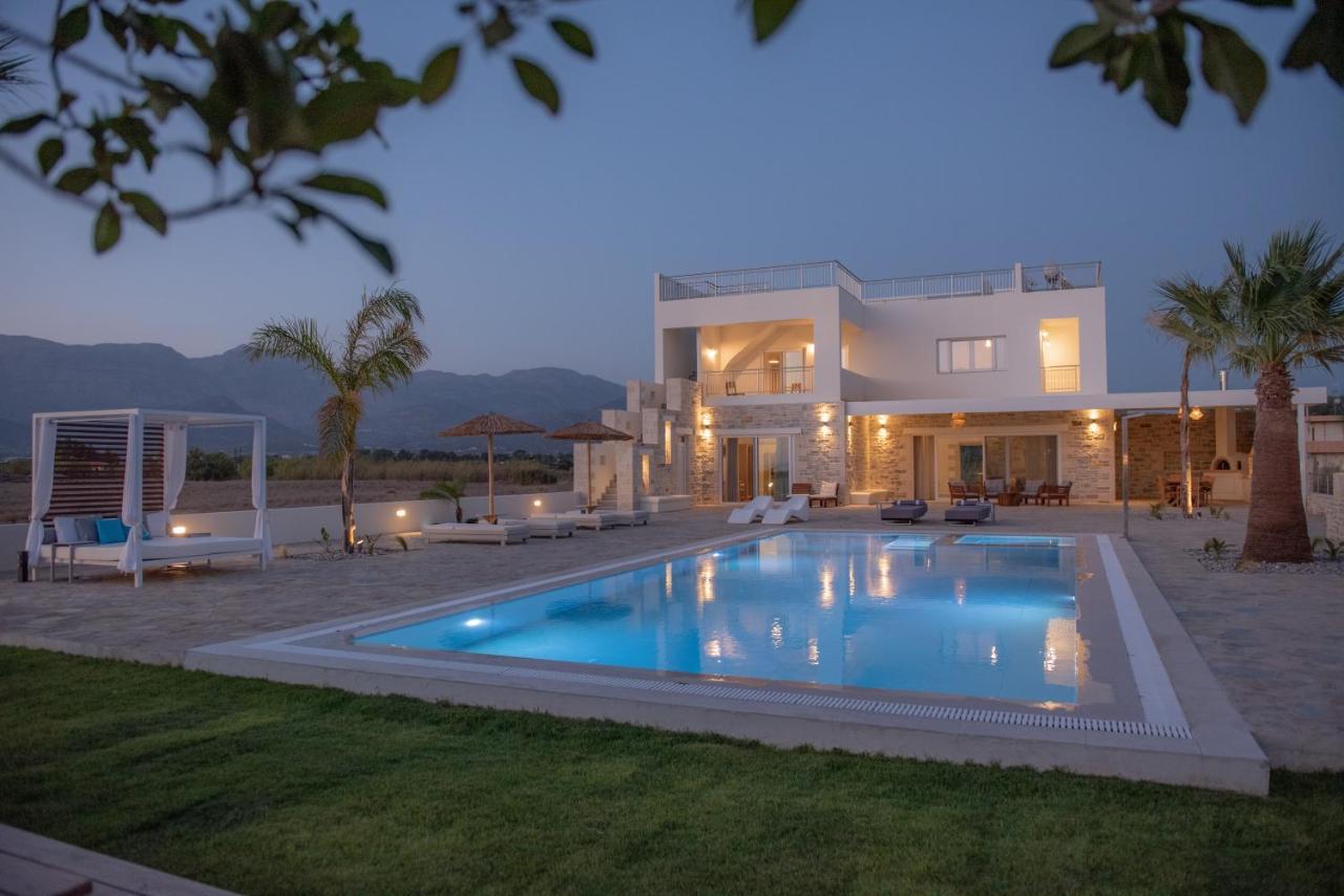 Villa Pnoe Seaside Kalamaki  Dış mekan fotoğraf