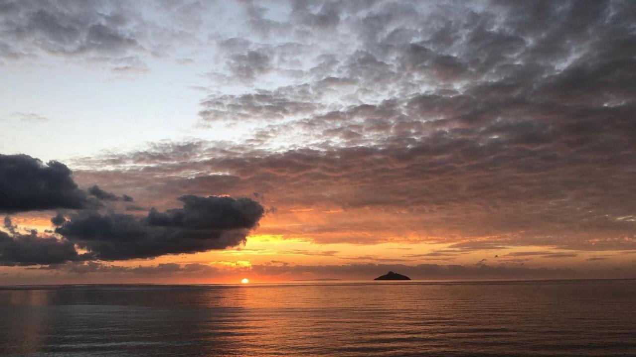 Villa Pnoe Seaside Kalamaki  Dış mekan fotoğraf